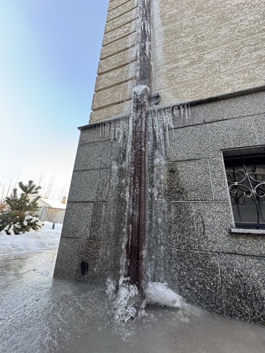 Водостоки снегозадержатили.
