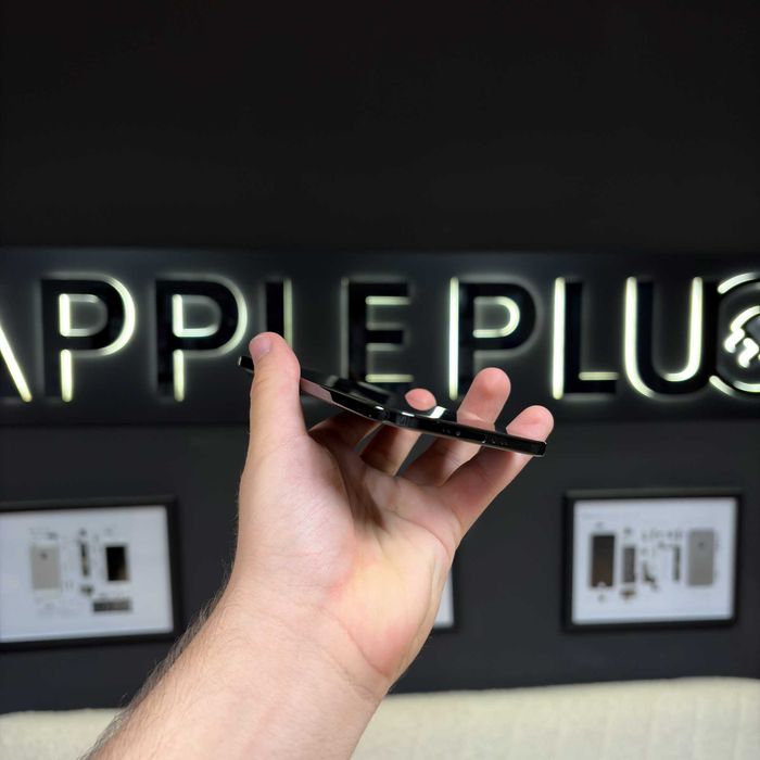iPhone 17 Air 256Gb Black Premium Baterie 100% + 24 Luni Garanție/ Apple Plug