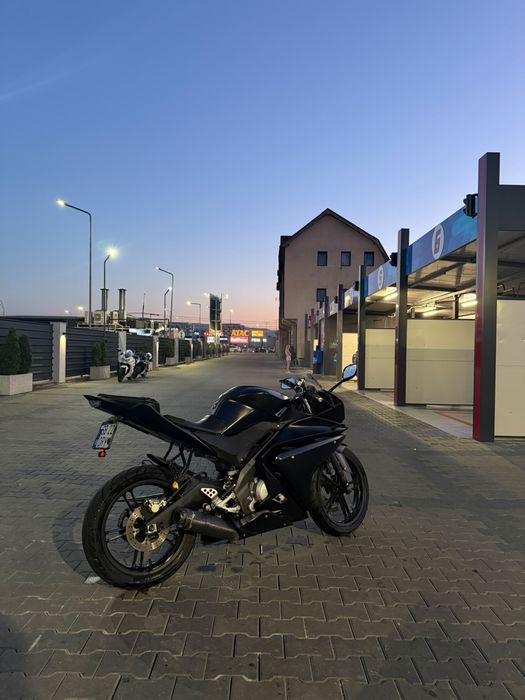 Yamaha yzf r125 2010