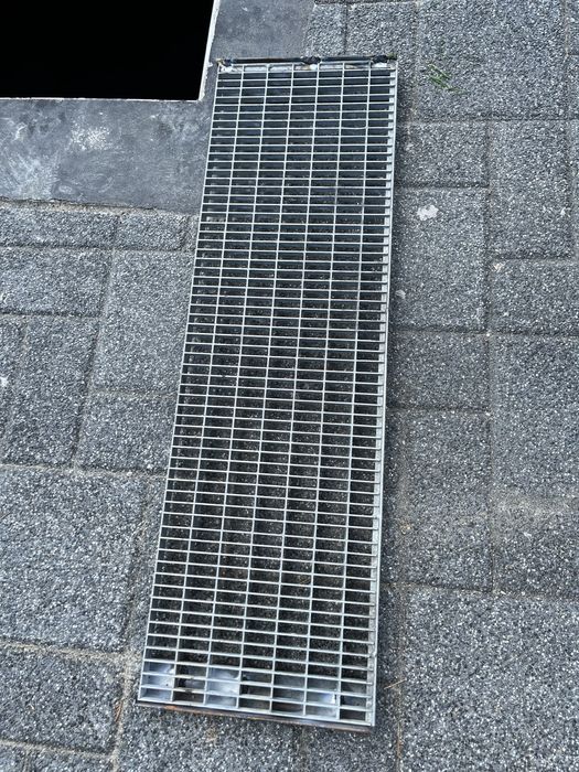 Trepte zincate galvanizate