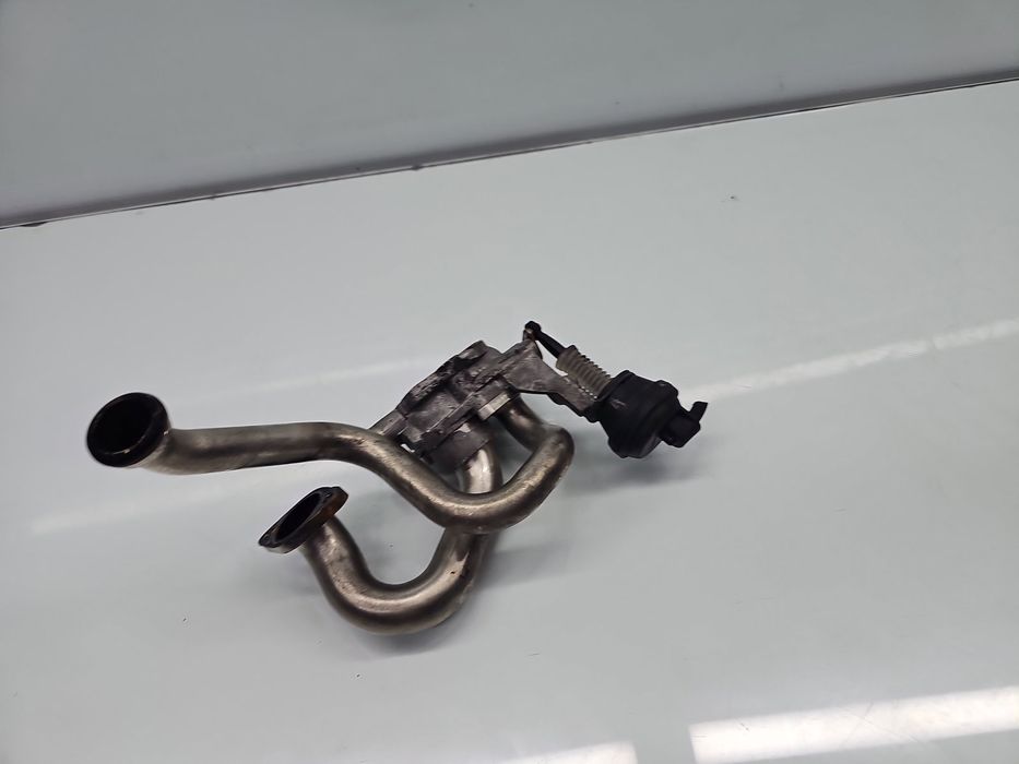 Corp EGR Mercedes Clasa E (W212) [Fabr 2009-2016] A6421401263 3.0 CDI