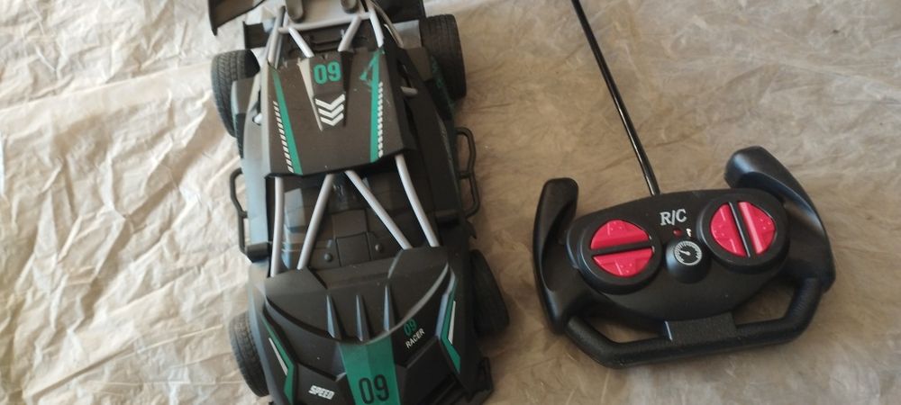 Продам радиоуправл.машинки