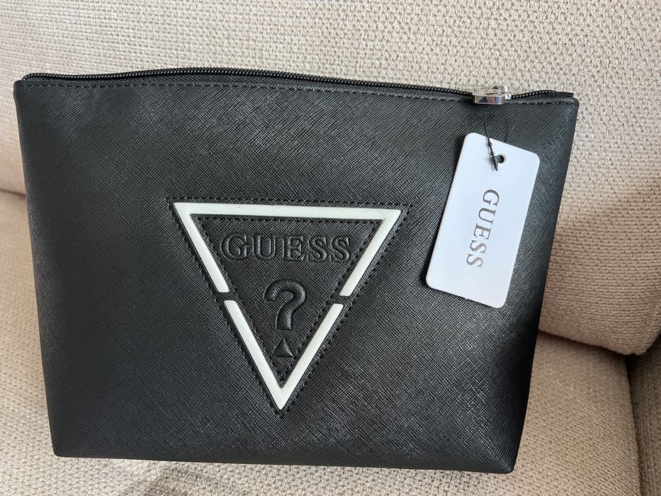 Нови оригинални несесери Guess, Furla, Ted Baker