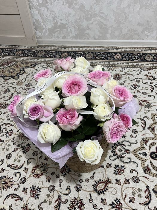 Цветы с корзиной