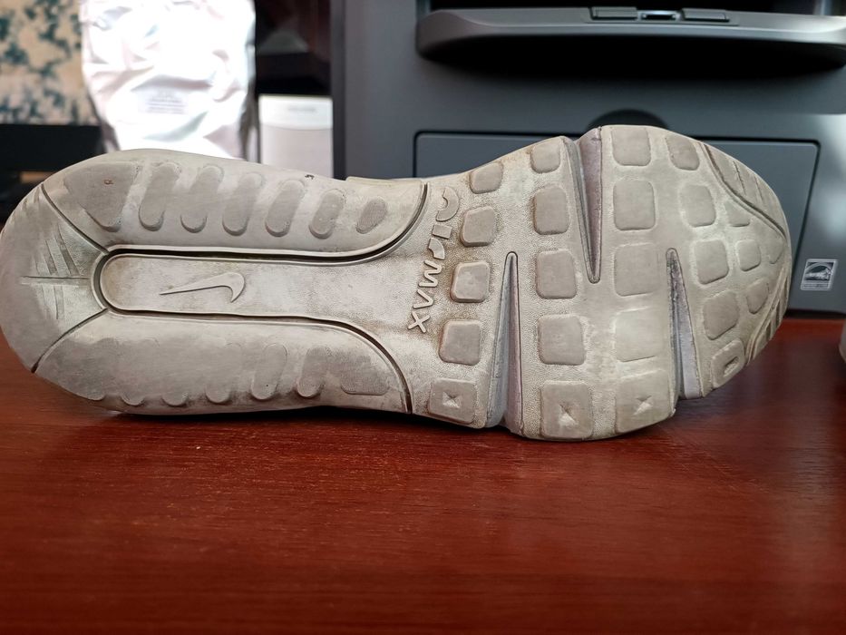 Кроссовки Nike привозные