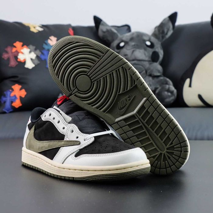 Обувки Air Jordan 1 Travis Scott Reverse Olive 41 EU