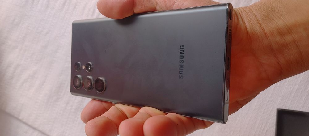 Samsung s22 ultra ideal