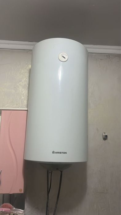 Продается бойлер для дома 80 литров