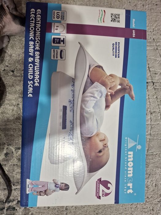 Весы детские  в идеальном состоянии