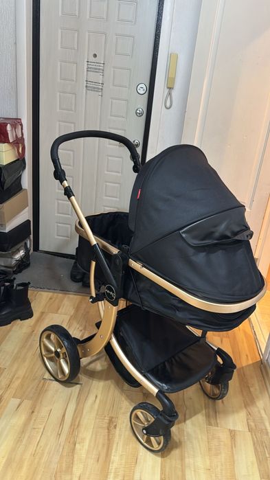 Детская коляска срочно продается