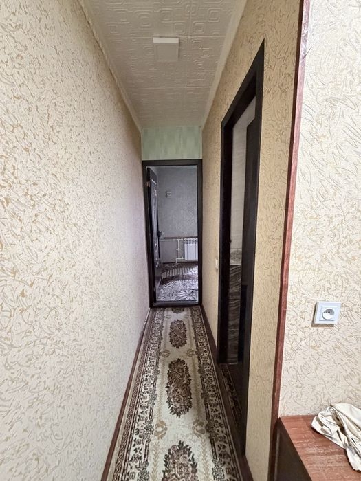 Город чирчик октября Продаётся 1 комнатная квартира в хорошом состояни