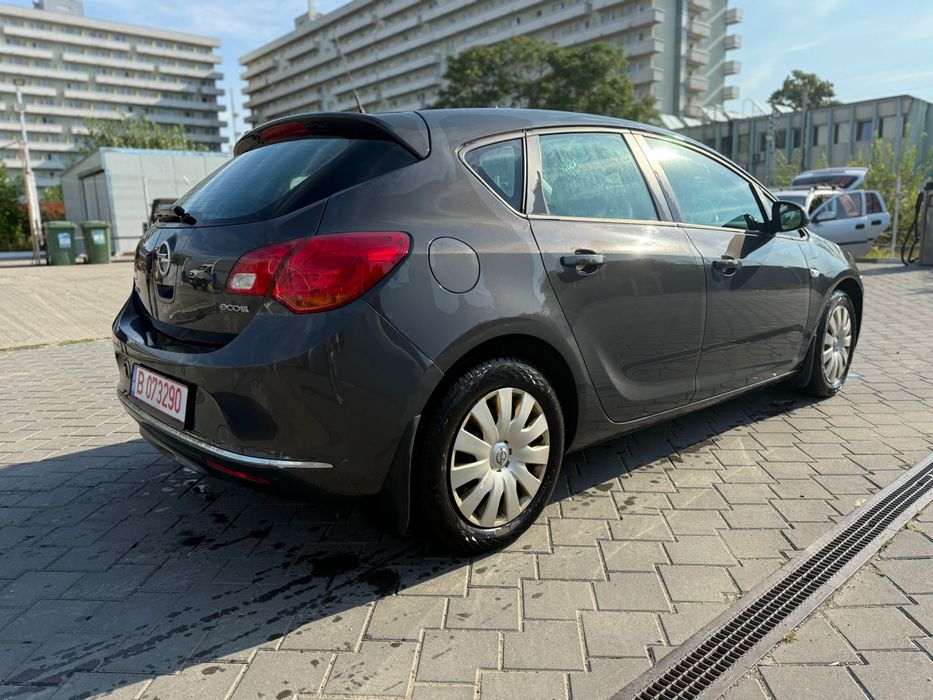 OPEL Astra 2013 — imagine 2