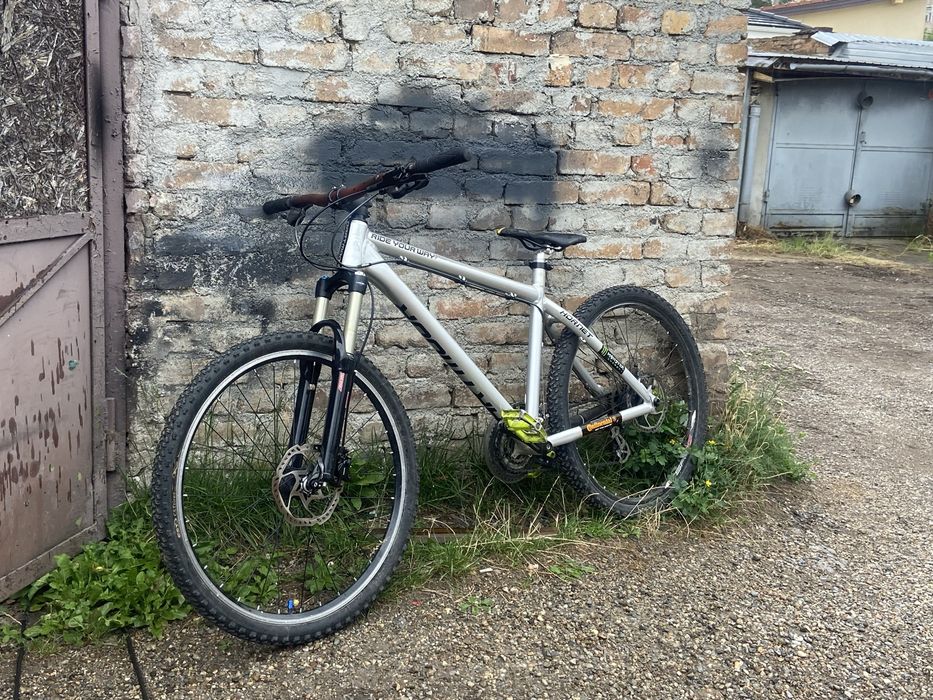 Vand sau schimb bicicleta dartmoor