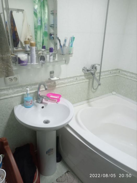 Ибин Сина 3/2/9 с средним ремонтом 80м2 Своя