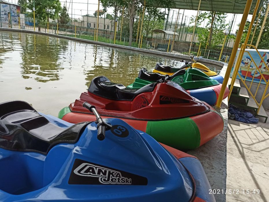 Аттракцион_Сувда юрадиган скутерлар