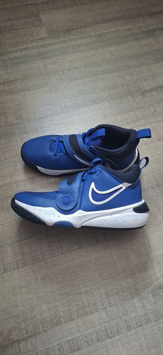 Nike Team Hustle / mărimea 38