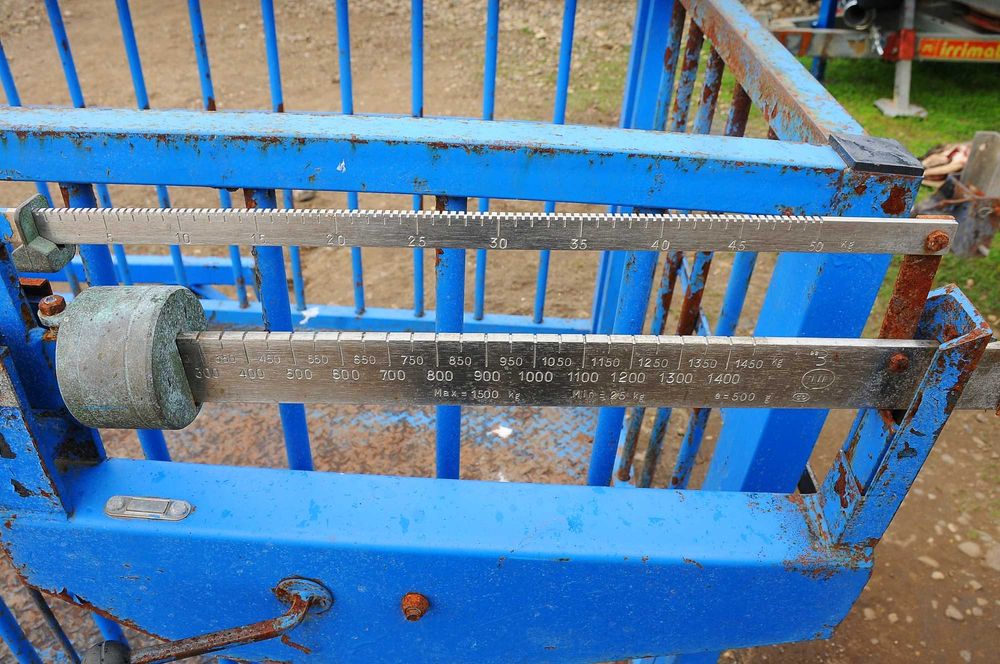 Cantar pentru animale cantareste pana la 1.5 tone, mobil, remorcabil