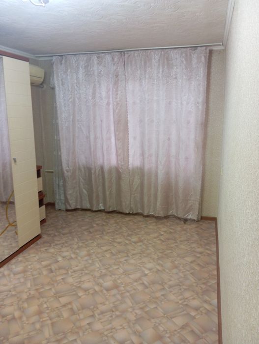 Сдам однокомнатную квартиру семейным. В районе детских товаров