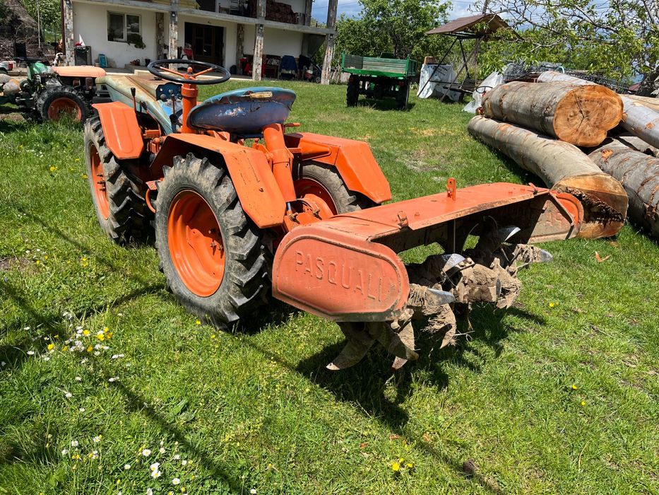 Tractoras articulat 4x4 Pasquali