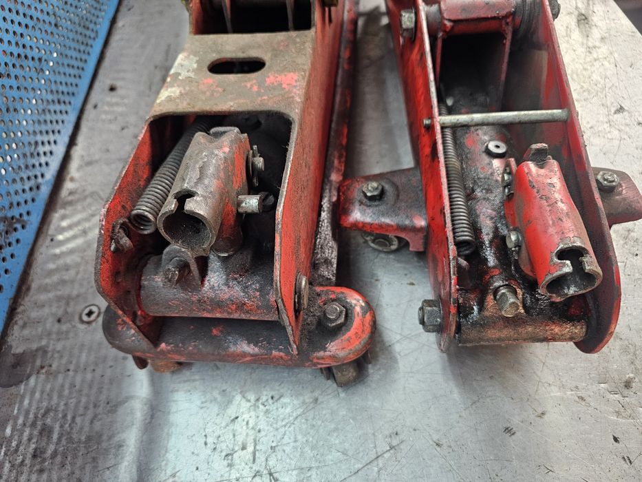 Домкрат гидравлический 2шт.