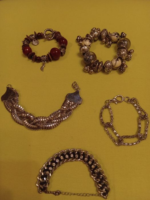 Различни Дамски бижута