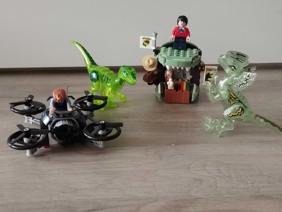 Набор Лего с динозавриками