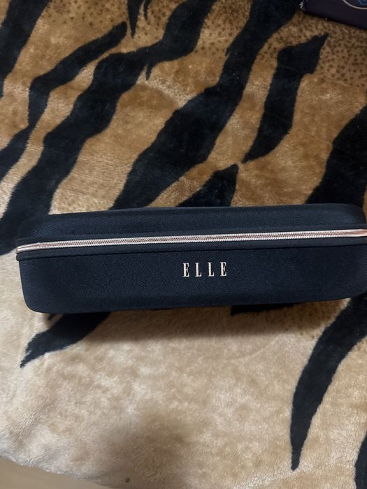 Set perie profesionala ELLE, desigilat