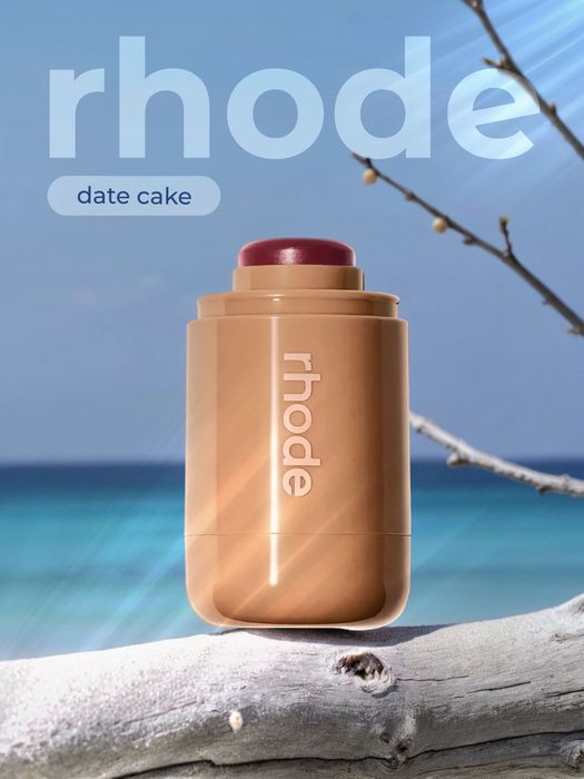 Продам оригинальные румяна Rhode Pocket Blush в оттенке Date Cake.