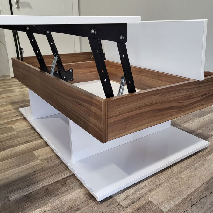 Бяла холна маса.