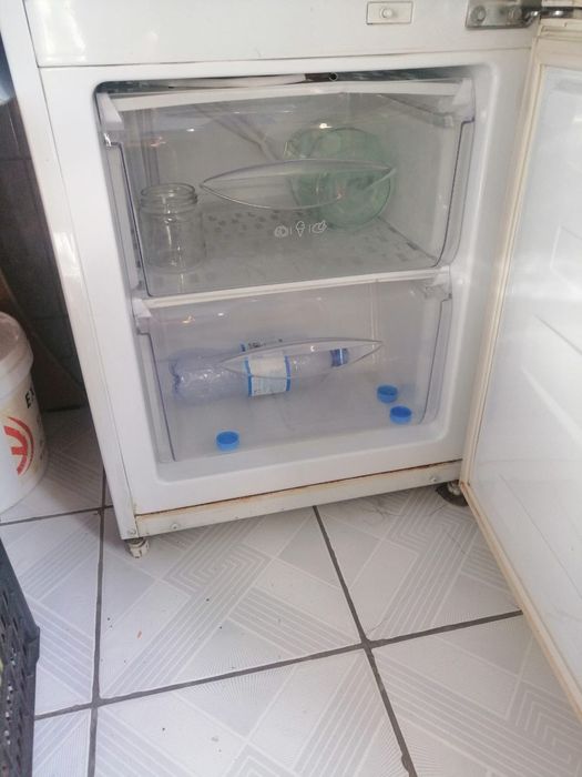 Продаем холодильник LG