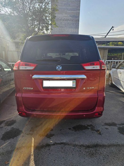 Продаётся Dongfeng Glory 330S