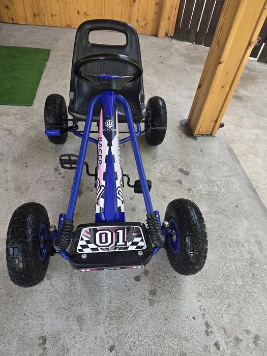 Kart cu pedale 3-8 ani