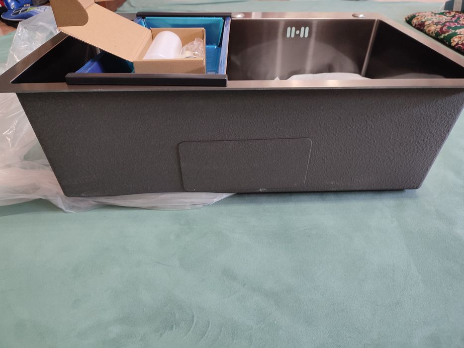 Мойка кухонная новая