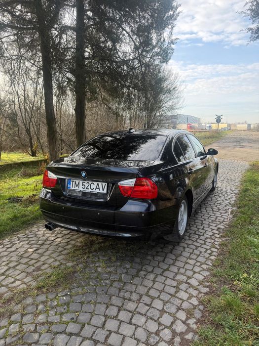 Vând Bmw 325 i X-drive