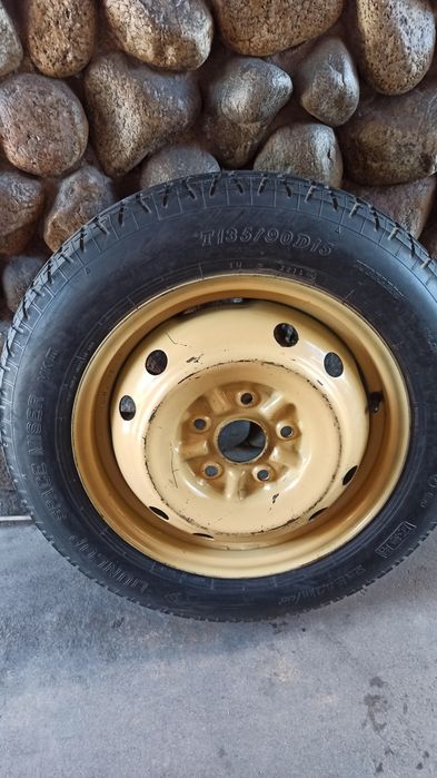 Запаска таблетка на Toyota.