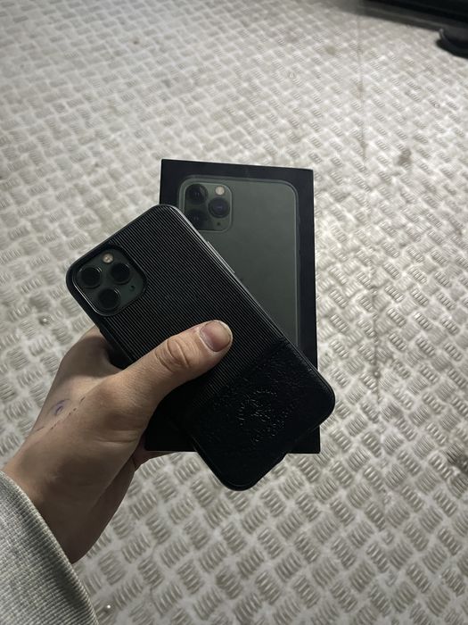 Продам айфон 11 про в идиальном состояни