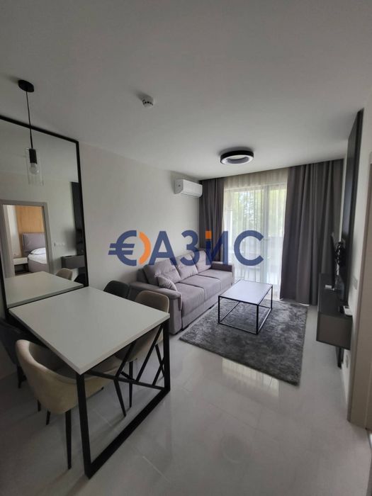 Апартамент с 1 спалня в комплекс Емилия Романа Верде, Слънчев Бряг,