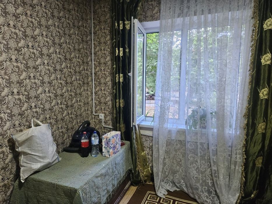 1-Комн. 1-Этаж. Кирпичный. Продажа. Ахмад Югнакий.