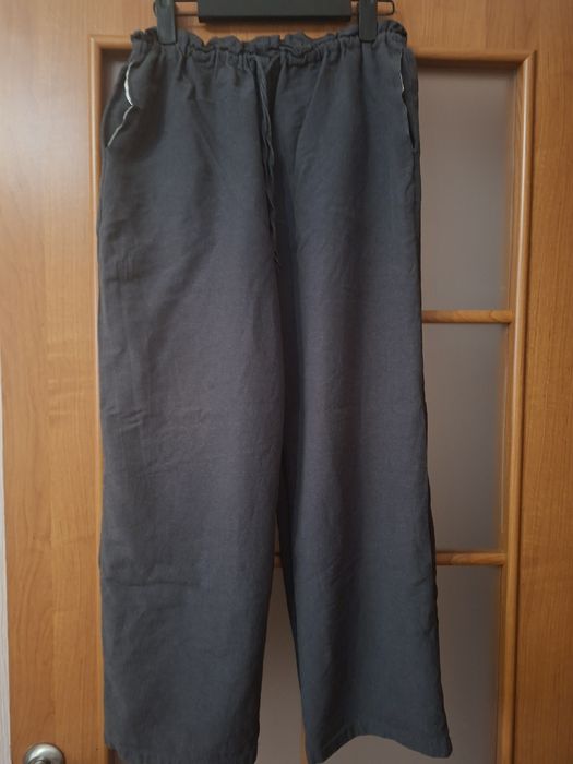 Ж е н с к и е  б р ю к и