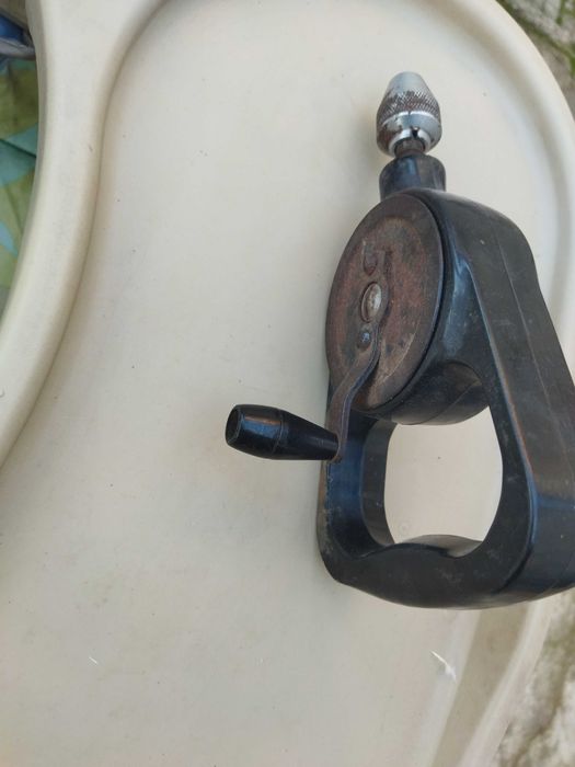 Ръчна дрелка, механична бормашина, ретро маткап