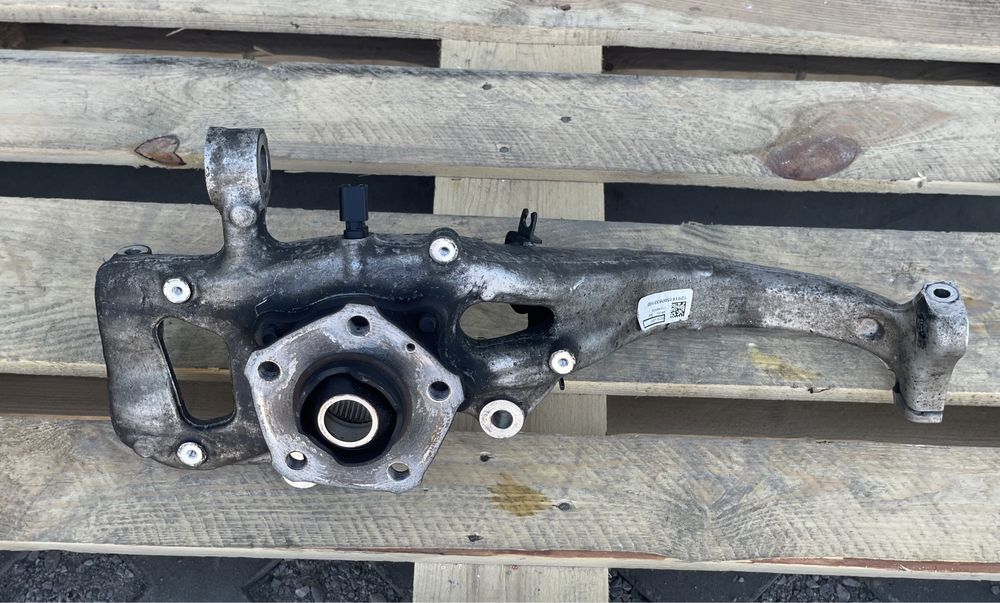 Преден ляв шенкел AUDI Q5 / SQ5 80A407559