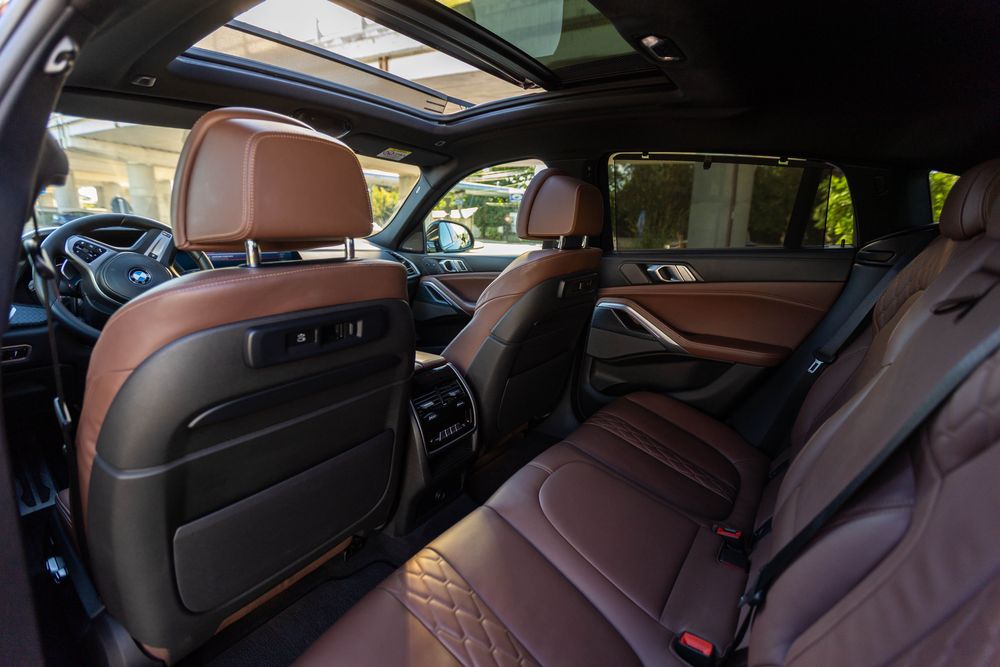 BMW X6 4.0D 340CP MHEV/M-PAK/INDIVIDUAL/SKY LOUNGE/360/SWAR/HEAD-UP/PANO/laser/ventilate/racire/comfort/unic propr/ca noua/posib credit/leasing/cash