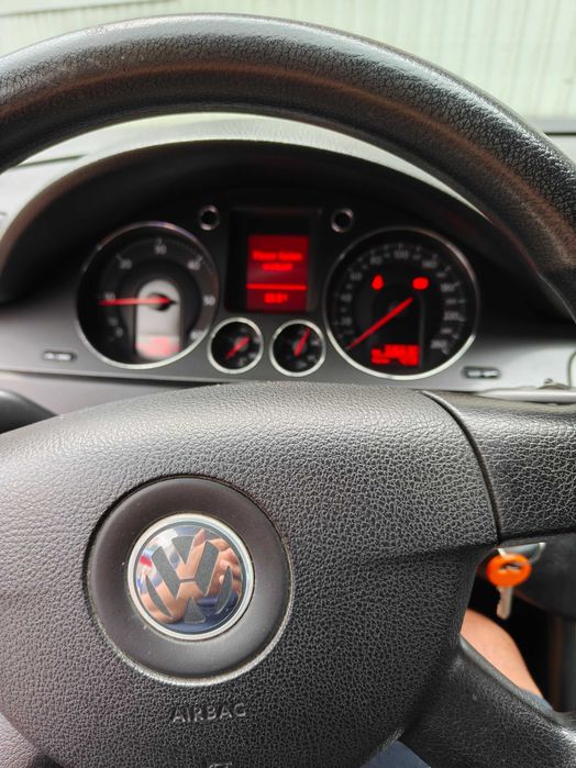VOLKSWAGEN Passat 2006 — imagine 4