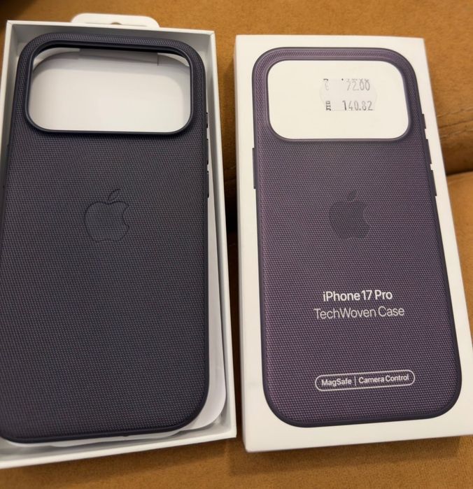 Продавам оригинален Apple TechWoven Case за iPhone 17 Pro