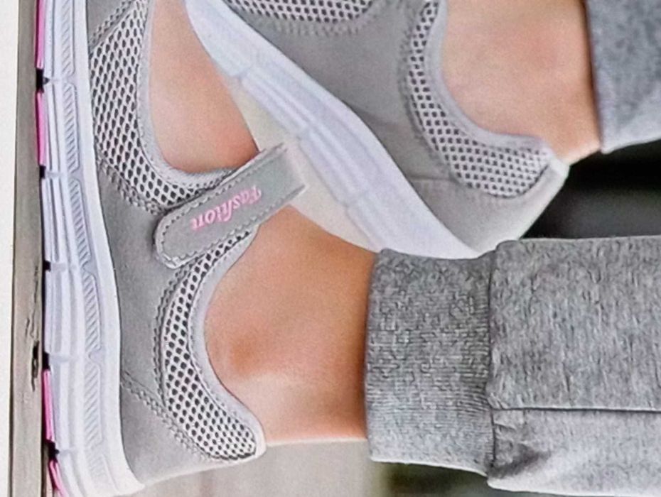 Кросовки  женские. НОВЫЕ!!