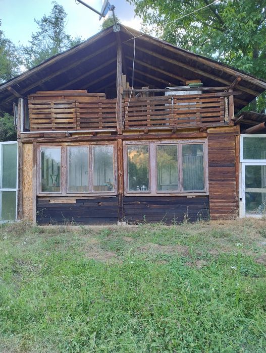 Овощна градина със стопанска сграда в с. Дренково