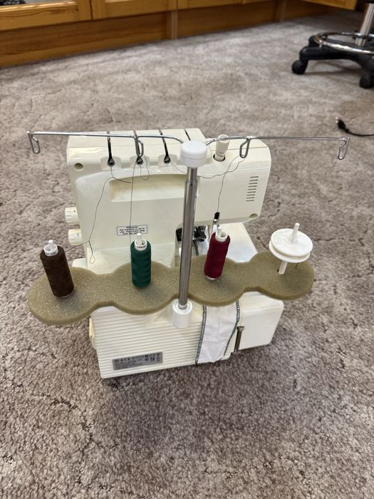 Оверлок Bernina 800DL