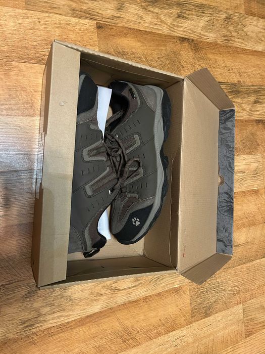 Кроссовки б/у Jack Wolfskin, 44 размер