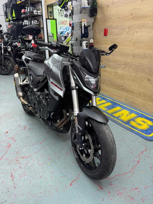 Honda CB 750 Hornet 2023 -GARANTIE- Limitat de A2