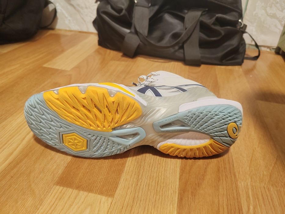 Кроссовки Asics Metarise White